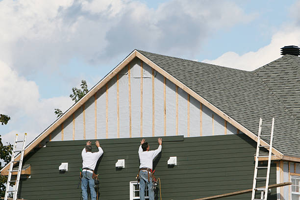 Professional Emergency Siding Repair technician working in Mulberry, NC